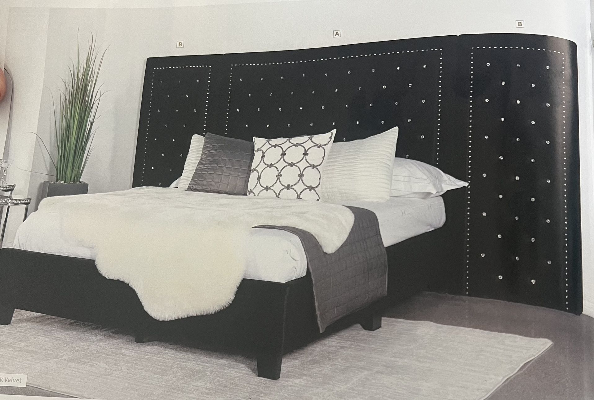 Hailey Upholstered Queen Bed,All Products : American Fashion Style Bags On Sale