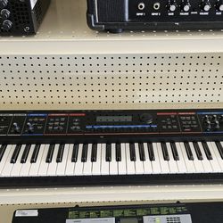 Roland Juno-Di Music Synthesizer Keyboard