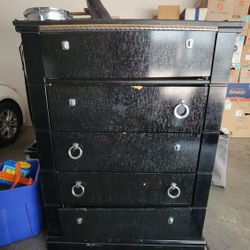 5 Drawer Chest Dresser