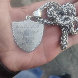 Raiders Silver Pendant With Silver Chain 
