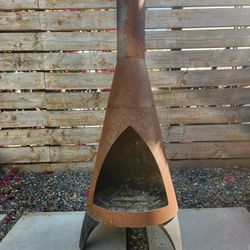 Modern Rust Patina Chiminea Fire Pit