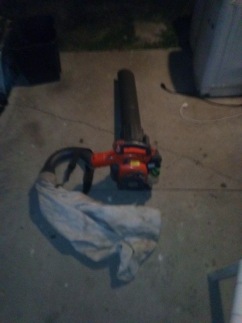 Husqvarna 125BV Gas Powered Leaf Blower/Vacuum Also Comes With 5gallons Of Gas