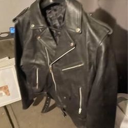 Men’s Leather Jacket 48R