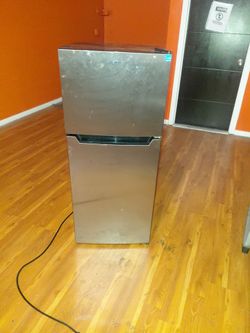 Miniature fridge