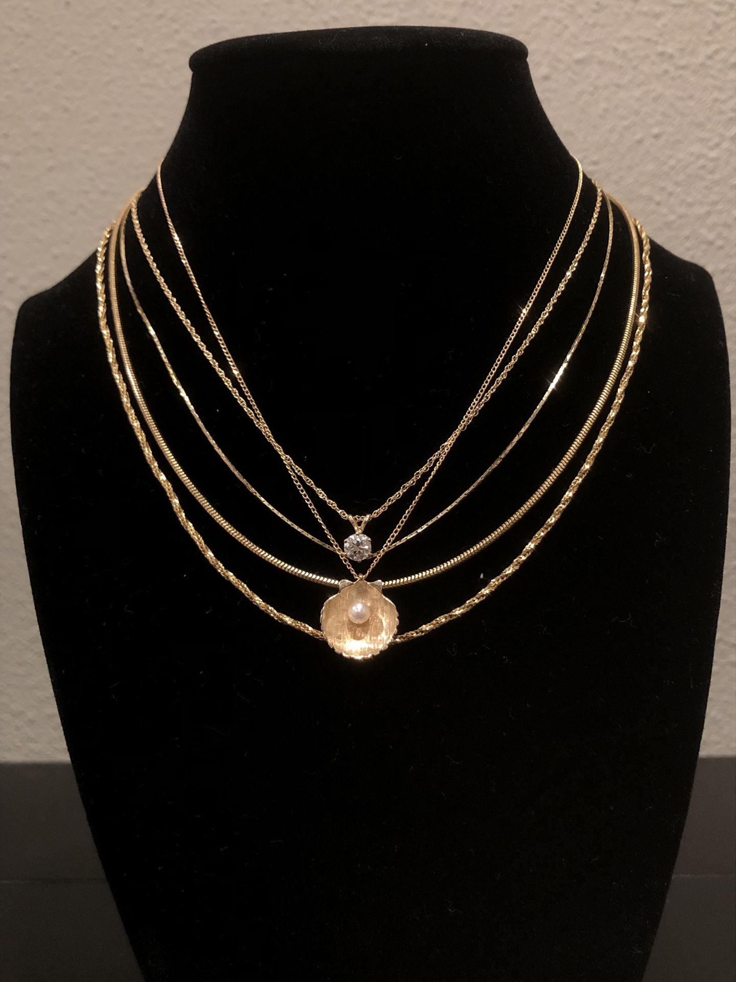 14k Gold Chains starting @ $70. Flat chain, Round chain & Twisted chain.