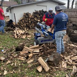 Se Vende Leña 250$ La Trailada Selling Firewood 250$ Each Trail DFW 