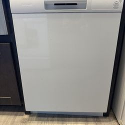 One Month Old Dishwasher 