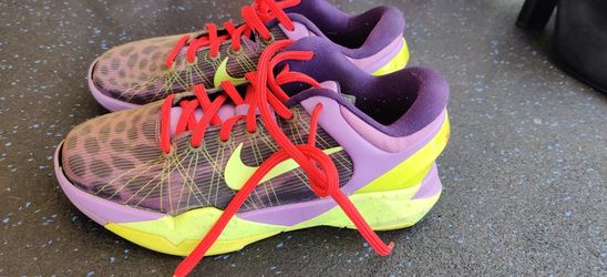 Kobe 7 Shoe Christmas
