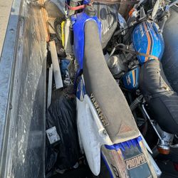 Yamaha Motocicleta Y Honda Motocicleta 