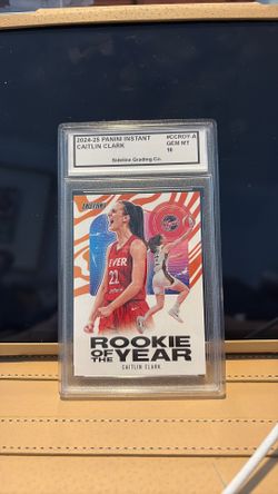 CAITLIN CLARK