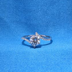 Moissanite 1.00 ctw Oval Cut Ring 