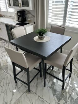 Dining Set 5 Piece Counter Height Pottery Barn $350