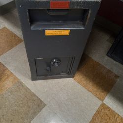  A Drop Safe For Sale