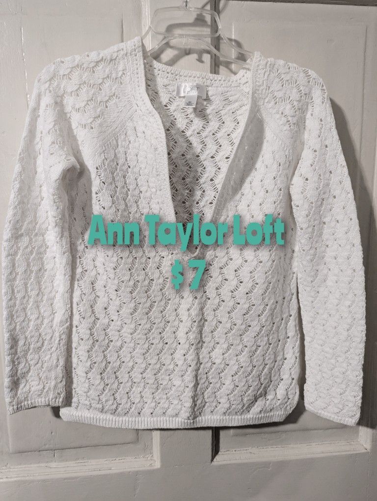 Ann Taylor Loft Sweater Size Small