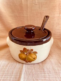 Vintage McCoy pottery soup pot.