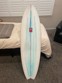 FCD Fark Surfboard - 5’8” comes with fins