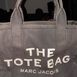 Marc Jacobs The Medium Tote Bag in black canvas.