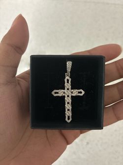 Diamond cross pendant S925