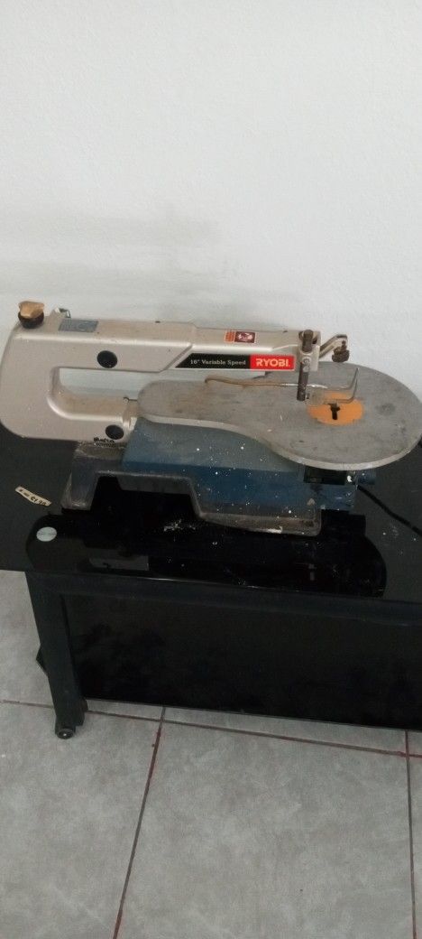 Ryobi Saw