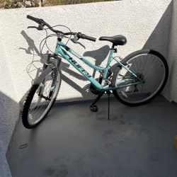 Bicycle for sale (almost new)