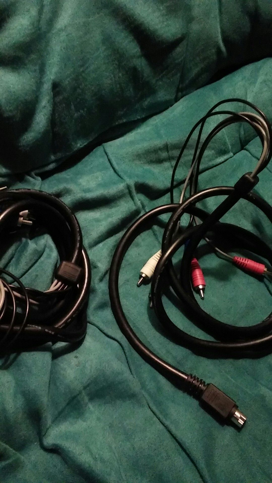 Direct tv audio video wires