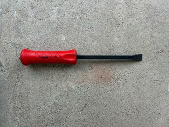 Snap on pry bar