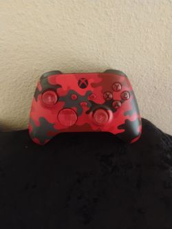 Microsoft Wireless Controller for Xbox One X/S - Daystrike Camo Red $20.00