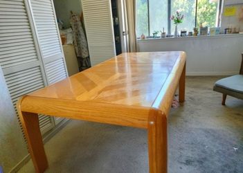 Large wooden table - mint condition