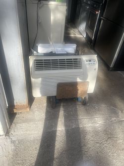 Used Air Conditioner 220  Volts 