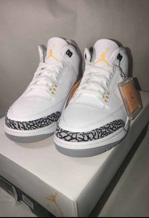 Laser orange retro 3s for Sale in Seattle, WA - OfferUp