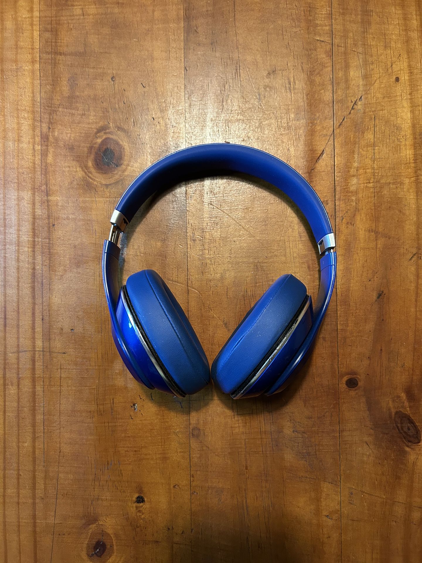 Beats by Dre headphone (Blue)