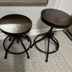 Adjustable Wood Table And Stools