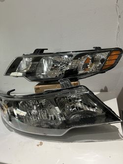 10-13 Kia Forte/Koup Front Headlights 