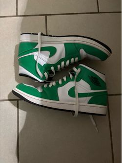 Air Jordan 1 mid lucky green 8.5 men size