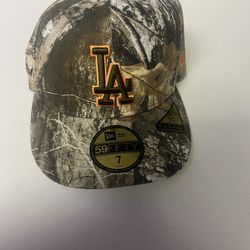 Camo La  hat size 7