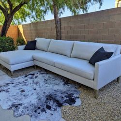 Bassett Furniture Sectional Sofa with Chaise - Light Gray - Excellent Condition