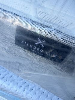 California king size bed mattress king koil extended life medium tight top Serta Sealy beautyrest black world class hybrid purple restore Tempurpedic