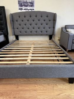 Queen Bed Frame With Mattress! Cama Y Colchón