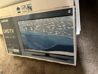 Samsung Smart TV 50”