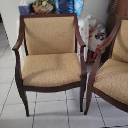 Accent chair 65 each