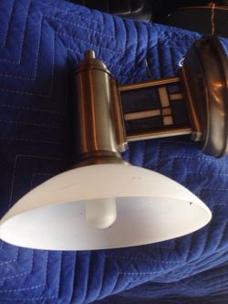 Wall sconce lights (3)