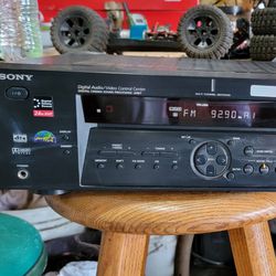 Sony Stereo Receiver Asking $50 Obo 