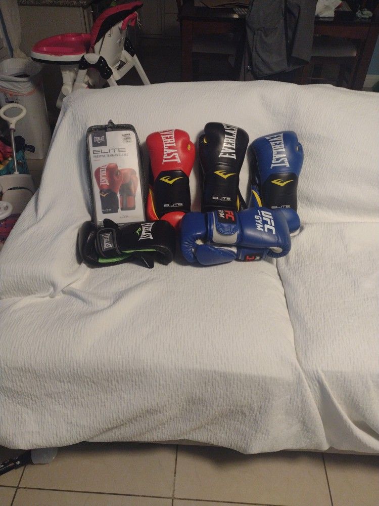 Boxing Gloves 