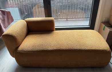 Sofa (Chaise Lounge)