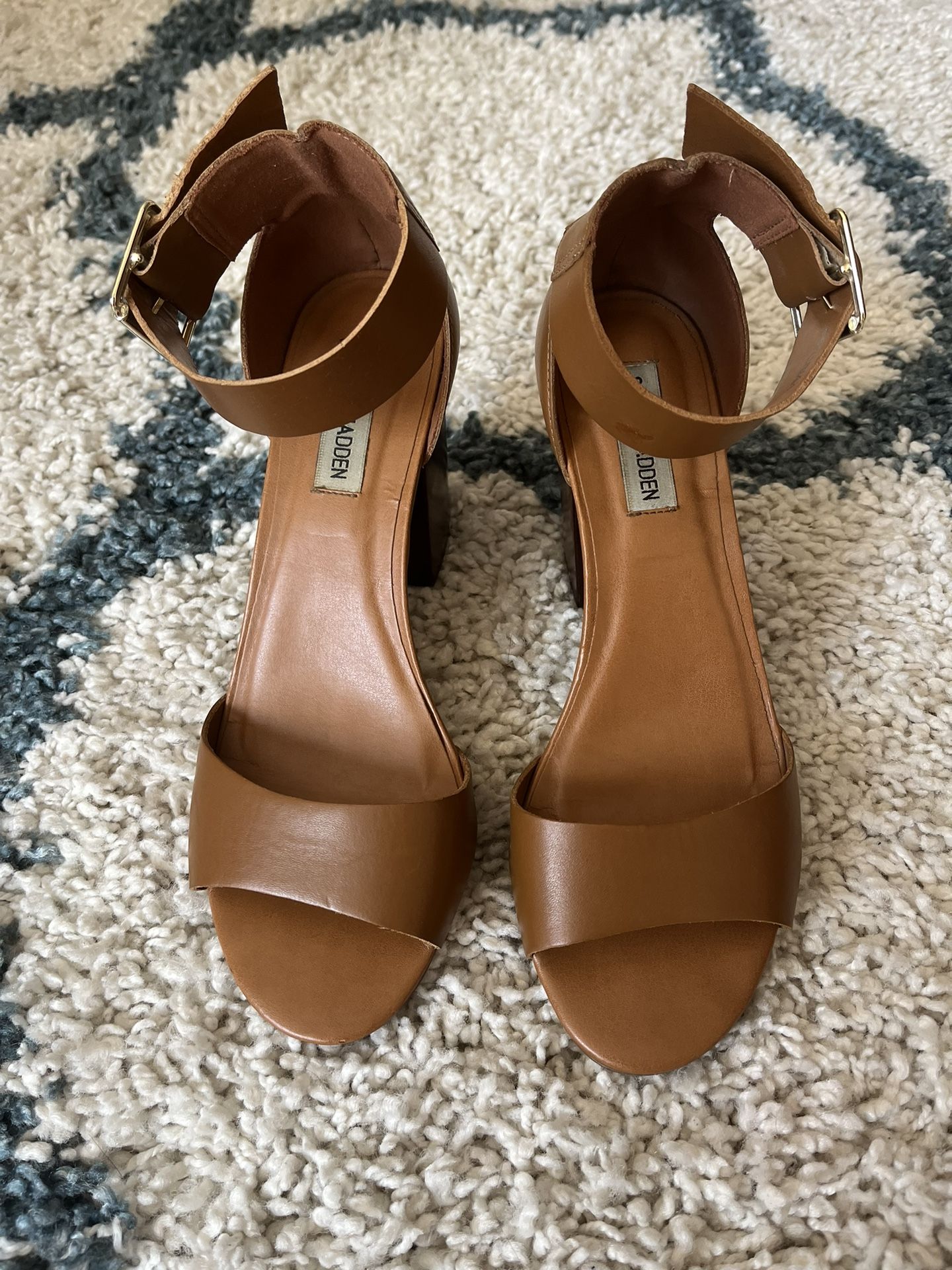 Steve Madden Heels Size 7.5 Estoria