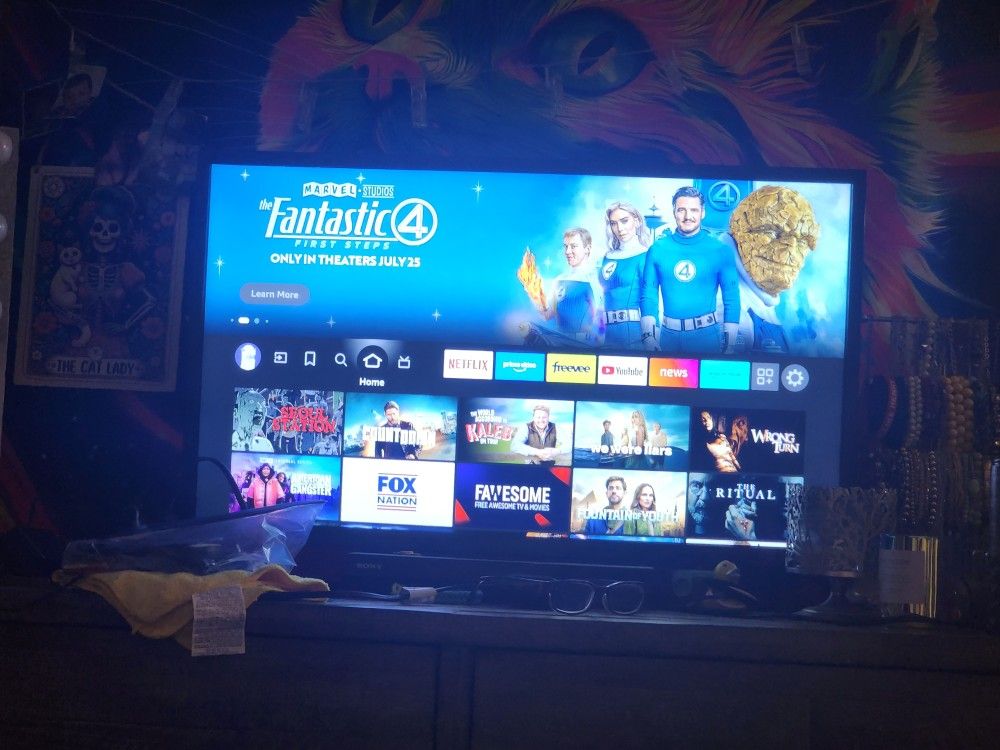 32 Inch Smart TV FROG/FROGS WANTED! WILL TRADE!!!