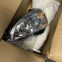 2008 Mercedes Benz C300 Pair Head Lights