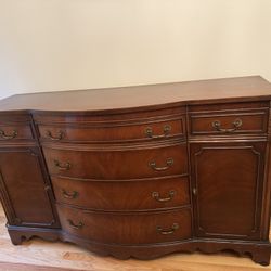 Solid Wood Chest Of Drawers 