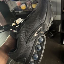Shoes (11.5 - 12)