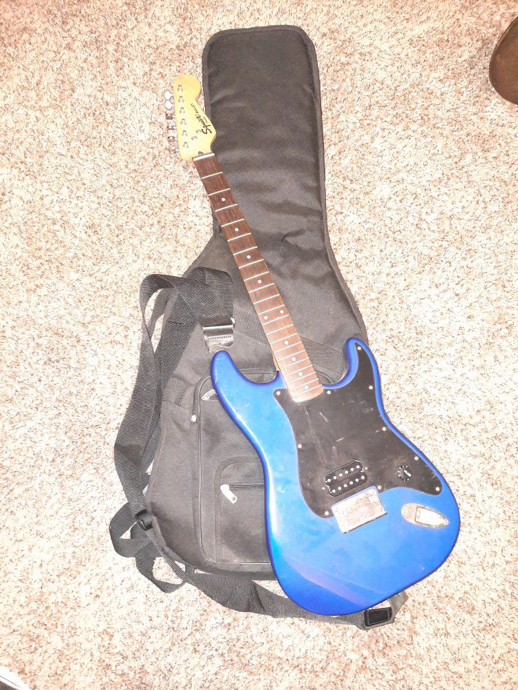 Electric Guitar With Soft Case